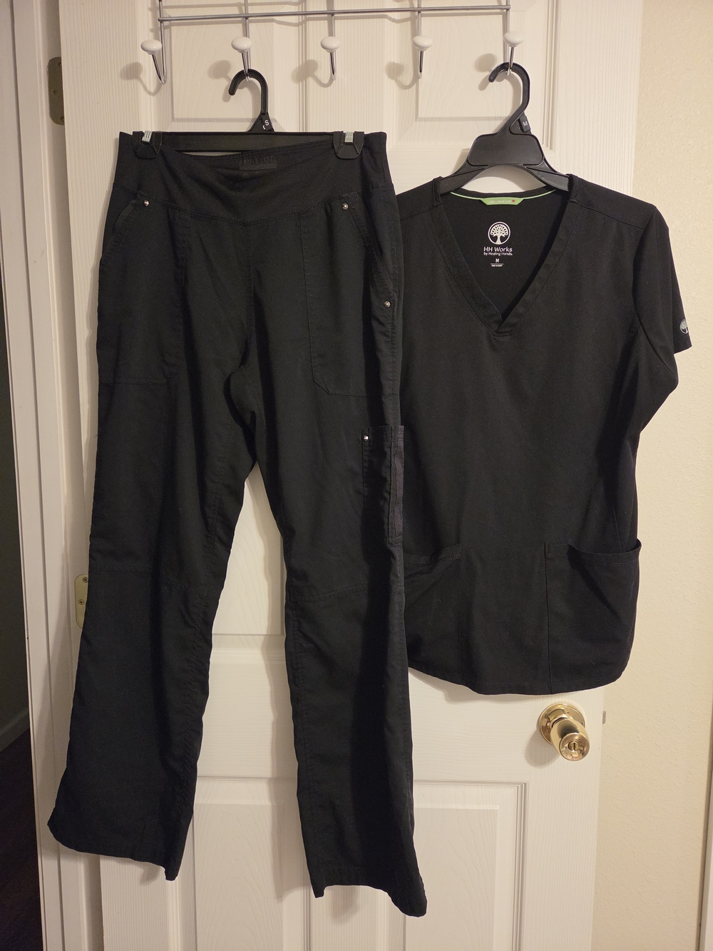 Healing hands Black Women's Scrub Top and Boot-Cut Pants Set